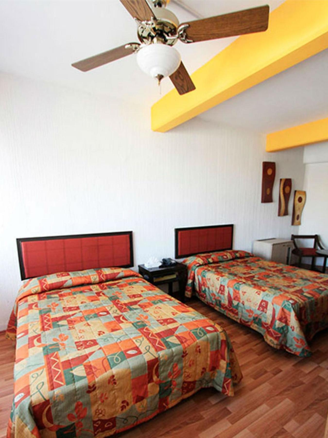 Hotel Oyo Nueva Galicia Guadalajara Exteriér fotografie